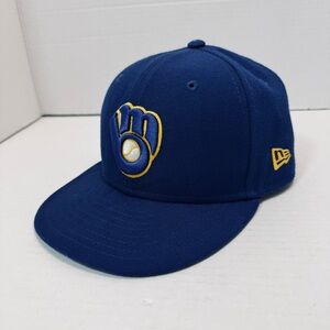 Milwaukee Brewer’s 59Fifty MLB Fitted Baseball Cap New Era Blue & Gold Logo